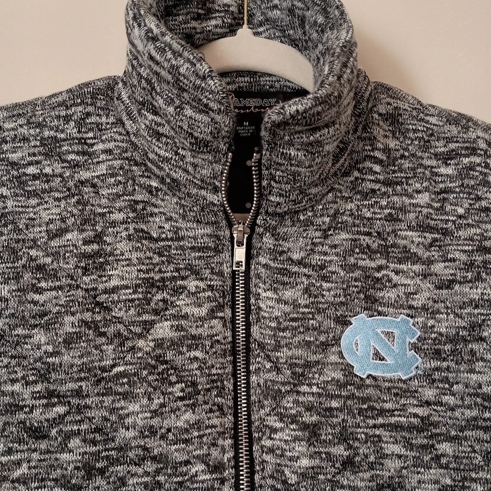 GameDay Couture UNC Sweater Knit Puffer Vest Medium Preppy Collegiate Activewear